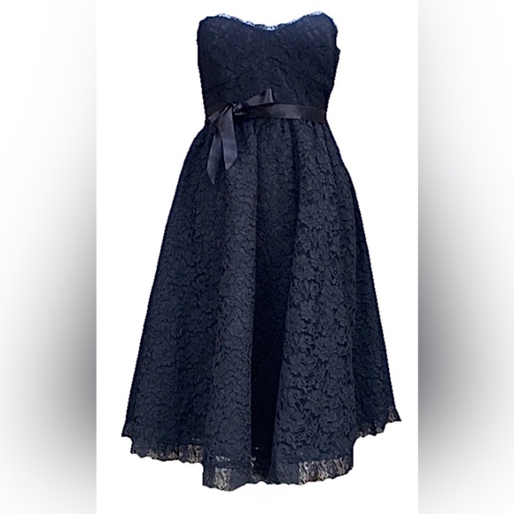 Black Lace Strapless Cocktail Dress 🖤 Goth, Wedding Guest, Witchy, Dark Romance - Picture 2 of 9